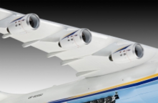 Revell 04958 Antonov An-225 MRIJA