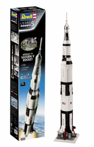 Revell 03704 Apollo 11 SATURN V ROCKET