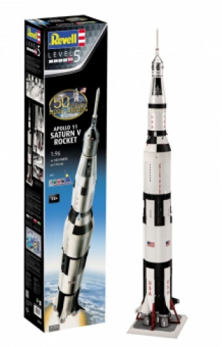 Revell 03704 Apollo 11 SATURN V ROCKET