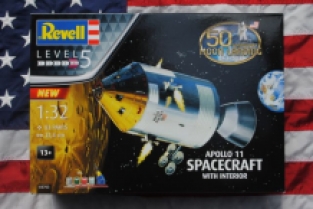 Revell 03703 Apollo 11 SPACECRAFT with Interior