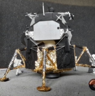 Airfix 393   APOLLO LUNAR MODULE 'Eagle'