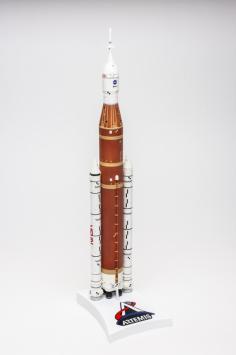 AMT AMT1423 Artemis I Space Launch System Orion Crew Spacecraft 
