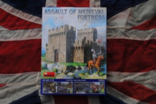 Mini Art 72033 ASSAULT of MEDIEVAL FORTRESS