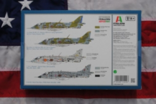 Italeri 1410 AV-8A Harrier