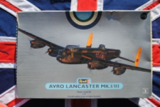 Revell 04300 AVRO LANCASTER Mk.I/III