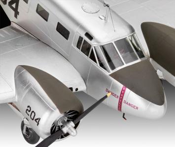 Revell 03811 Beechcraft Model 18