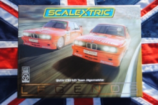 ScaleXtric C4110A BMW E30 M3 - TEAM JAGERMEISTER TWIN PACK