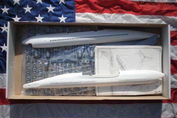 Heller 80305 Boeing 707 Intercontinental