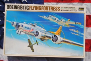 Hasegawa K10 Boeing B-17G Flying Fortress