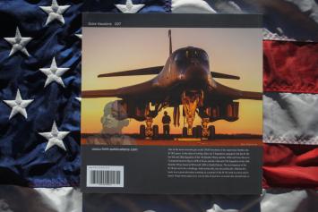 HMH Publications 027 Boeing B-1B Lancer 'in service with the USAF' by Duke Hawkins