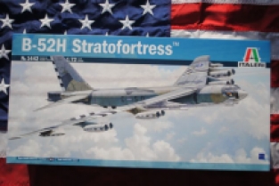 Italeri 1442 Boeing B-52H Stratofortress