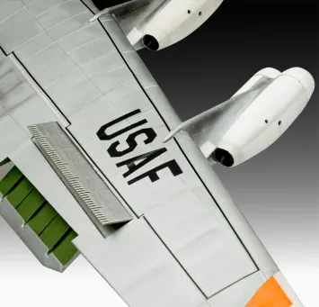 Revell 03793 Boeing NB-52 & X-15 Platinum Edition