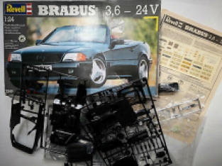 Revell 7349 BRABUS 3,6 - 24V Mercedes-Benz SL-class (R129)