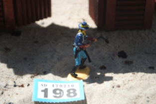 Britains Toys B.198 US Union Army Soldier standing 'American Civil War'