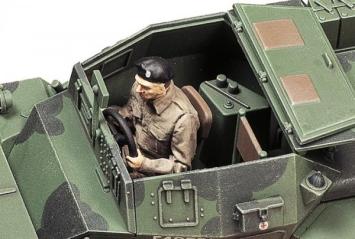 Tamiya 32581 British Armored Scout Car 