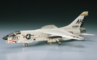 HSG00339  F-8E CRUSADER