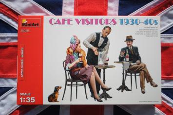 Mini Art 38058 CAFE VISITORS 1930-40's