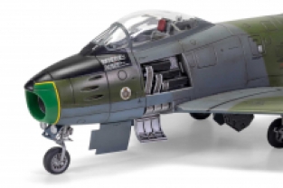 Airfix A08109 CANADIAR SABRE F.4