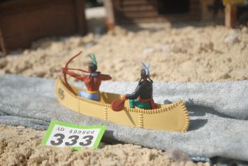 Timpo Toys G.333 Canoe with 2 Indians - beige