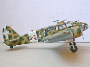 Italeri 106 CAPRONI Ca-313/314