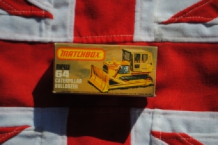 Matchbox 64 CATERPILLAR BULLDOZER