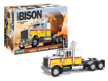 Revell 17471 Chevy Bison Semi Truck