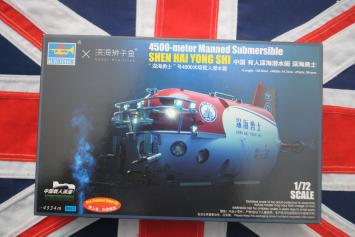 Trumpeter 07332 Chinese SHEN HAI YONG SHI Manned Submersible