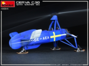 MiniArt 41014 CIERVA C.30 with WINTER SKY
