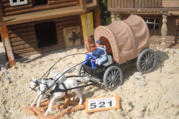 Timpo Toys O.521 Covered wagon with coachman and Union Army Soldier / US 7th Cavalry, 2nd version