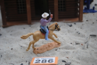 Timpo Toys O.286 Cowboy Riding on Horse 2nd version 