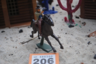 Britains Toys O.206 Cowboy riding on horse