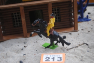 Britains Toys O.213 Cowboy riding on horse 