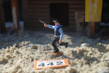 Timpo Toys O.442 Cowboy Standing 2nd version