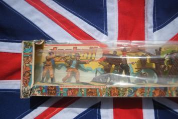Britains LTD Models 7664 COWBOYS 'boxed set of six 2nd series foot figures and 2 accessories'