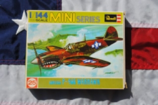 Revell H-1025 Curtiss P-40E Warhawk