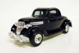 AMT/ERTL 6107 Dick Tracy 1936 Ford 5-Window Coupe