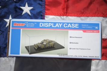 Trumpeter 09817 Display Case Vitrine 210mmx100mmx80mm