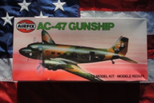 Airfix 04016-7 Douglas AC-47 GUNSHIP