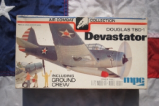 MPC 2-2109 Douglas TBD-1 Devastator with Ground Crew