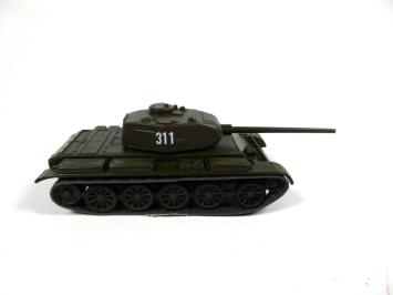 Eaglemoss EAC Military Vehicle 18 T-44 Soviet Tank Die Cast Model