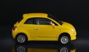 Italeri 3647 FIAT 500 '2007'