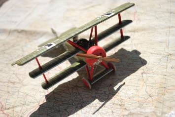 Corgi AA38310 Fokker DR.1 Triplane, Death of the Red Baron - Special Edition