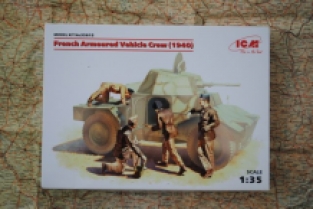 ICM 35615 French Armoured Vehicle Crew 1940