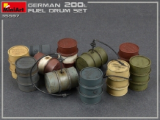 Mini Art 35597 GERMAN 200L FUEL DRUMS WW2