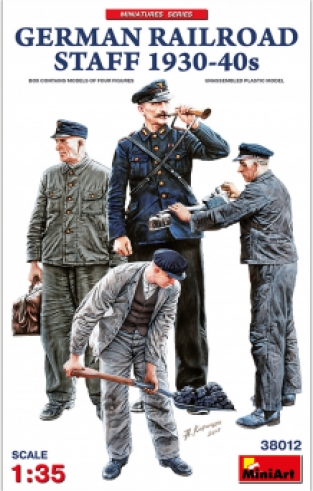 Mini Art 38012 German Railroad Staff 1930-40's 