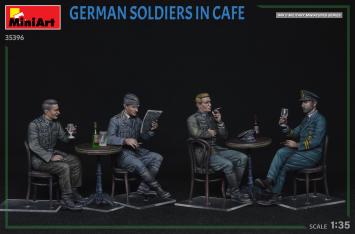 MiniArt 35396 German Soldiers in Cafe