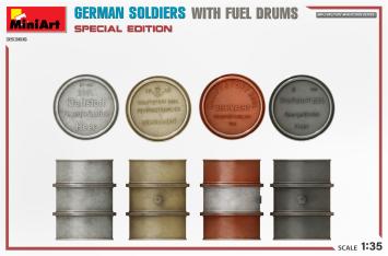 MiniArt 35366 German Soldiers with Fuel Drums Special Edition