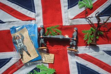 Timpo Toys 769 German Stretcher Team, Parachutst and Tree 'Modern Army Collection'