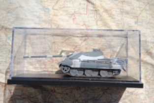 ModelCollect AS72133 German WWII E-50 Jagdpanzer with 105mm gun, 1946