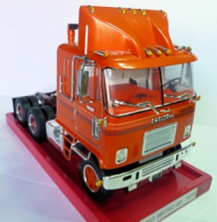 AMT 1140 GMC ASTRO 95 Truck Tractor